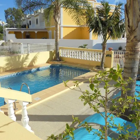 Paradise Apartment *